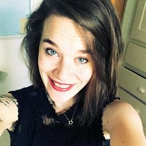 Meet your Posher, Casey